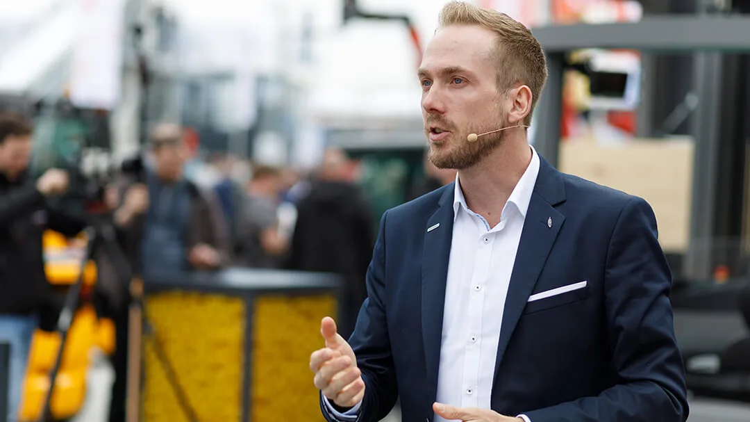 Felix Uhlig hosting for Jungheinrich at bauma